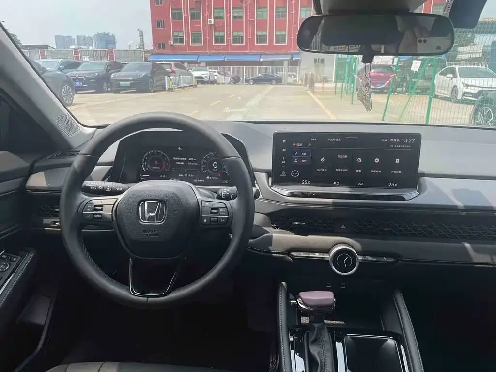 Honda Accord — фото 3