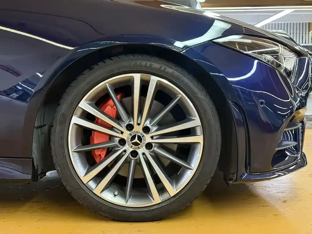 Mercedes-Benz CLS — фото 7