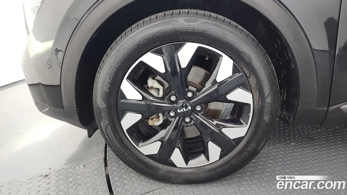 Kia Sportage — фото 10