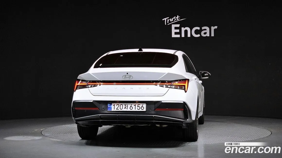 Hyundai AVANTE — фото 2