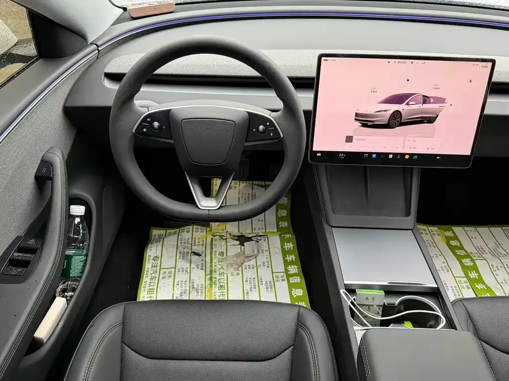 Tesla Model 3 — фото 9
