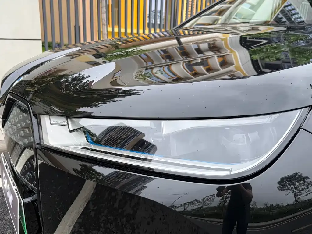 BMW iX 2023 из CN, фото 2