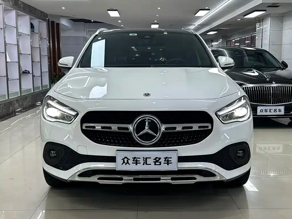 Mercedes-Benz GLA — фото 7