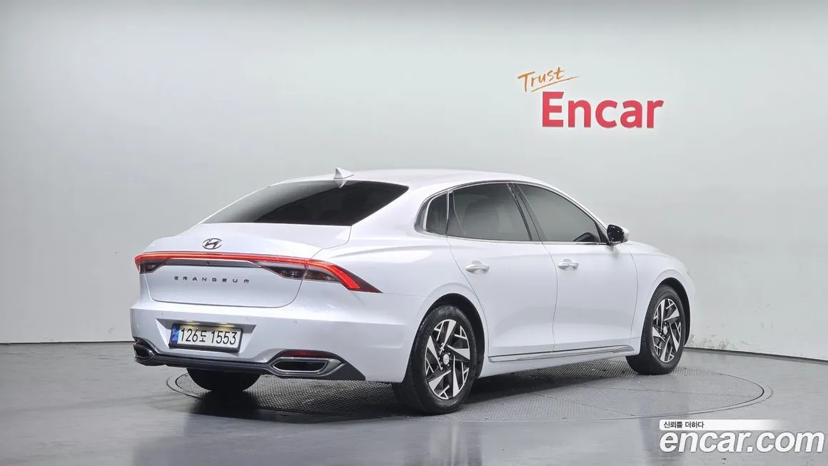 Hyundai Grandeur 2021 из KR, фото 9