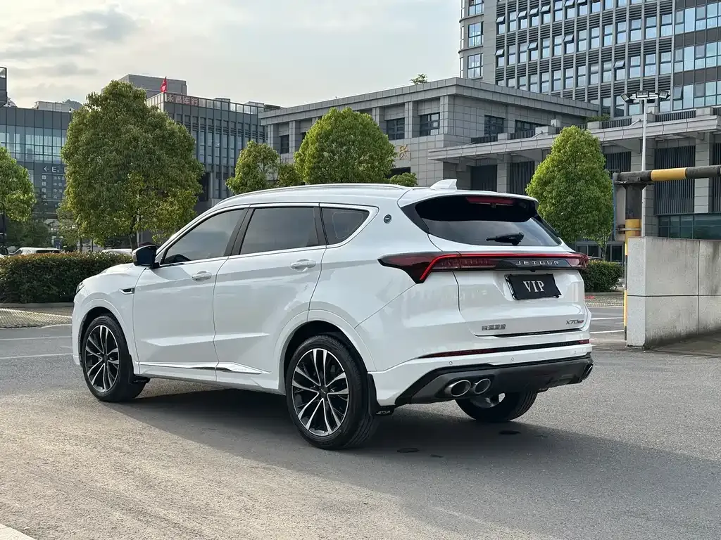 Jetour X70 PLUS — фото 10