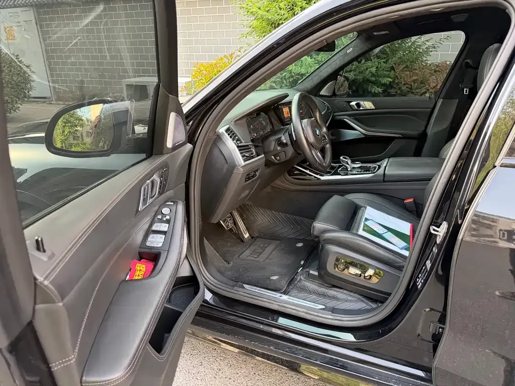 BMW X7 2021 из CN, фото 3