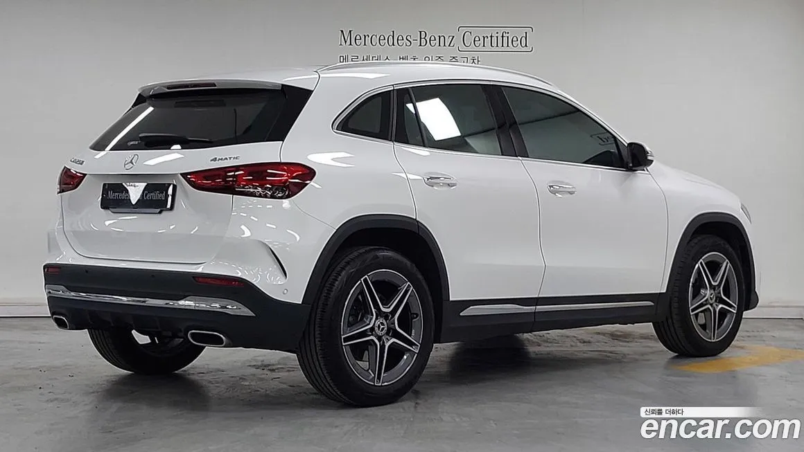 Mercedes-Benz GLA-Class — фото 6