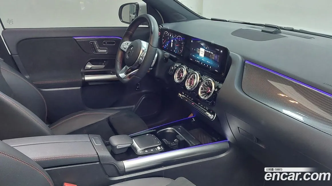Mercedes-Benz GLA-Class — фото 10