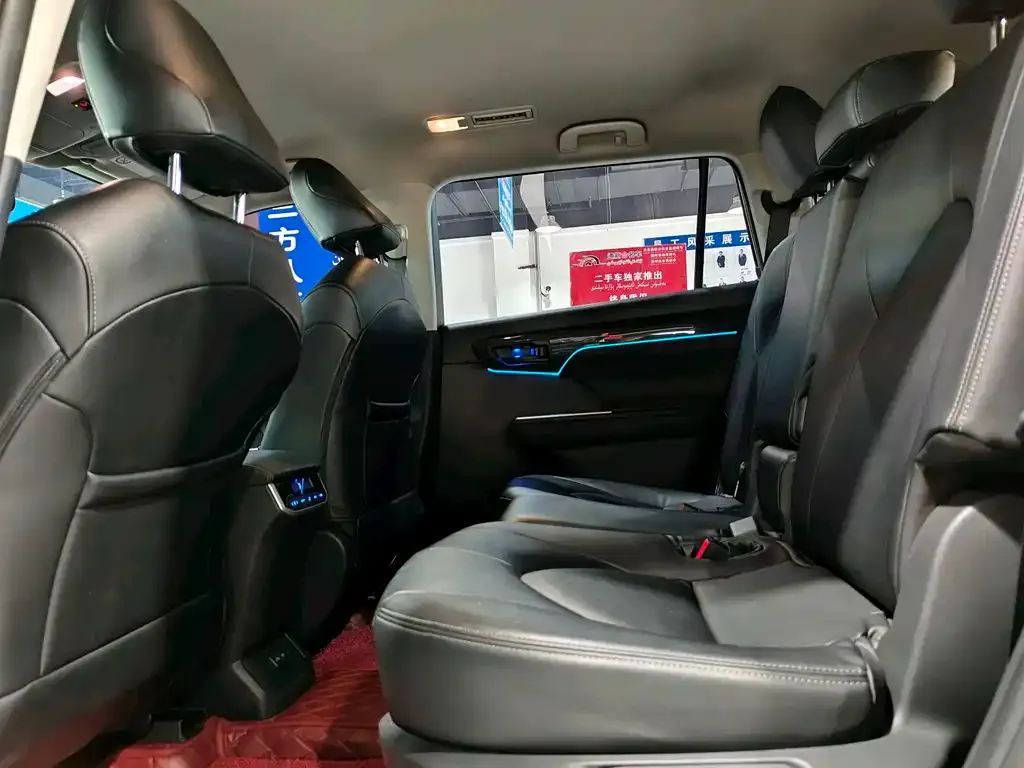 Toyota Highlander 2024 из CN, фото 7