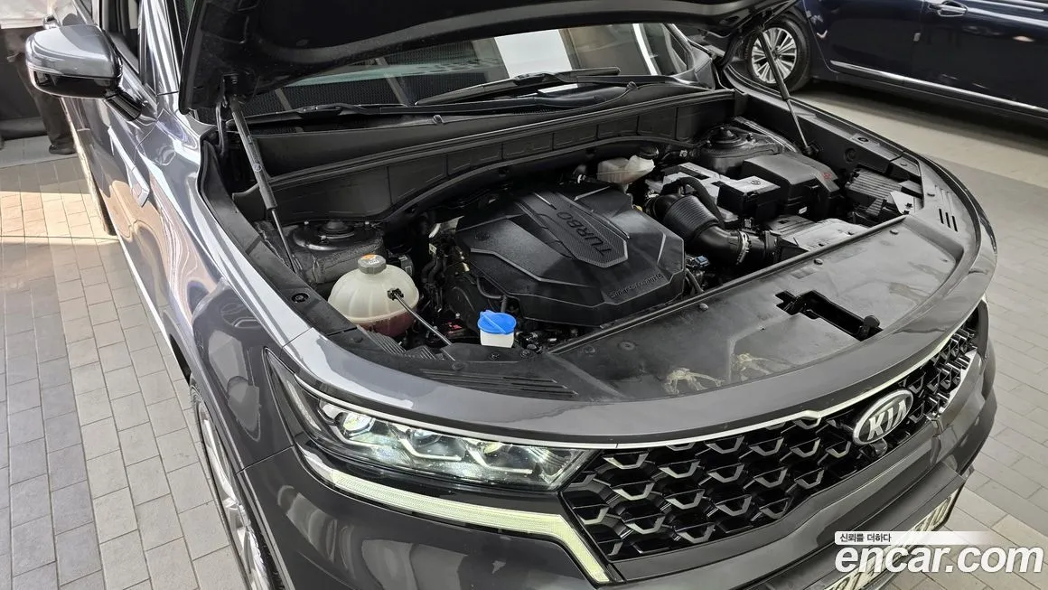 Kia Sorento — фото 9