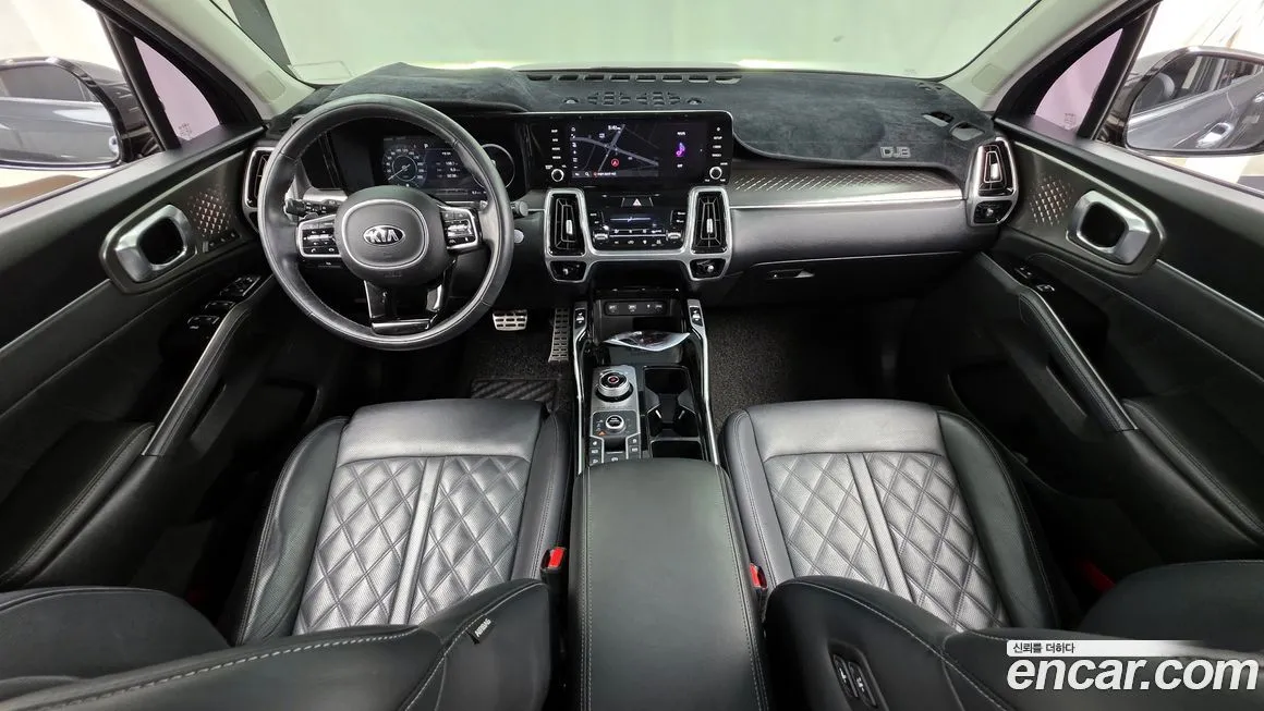 Kia Sorento — фото 6
