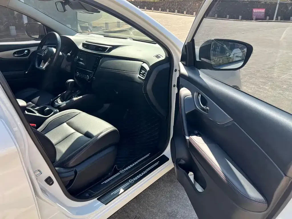 Nissan Qashqai — фото 2