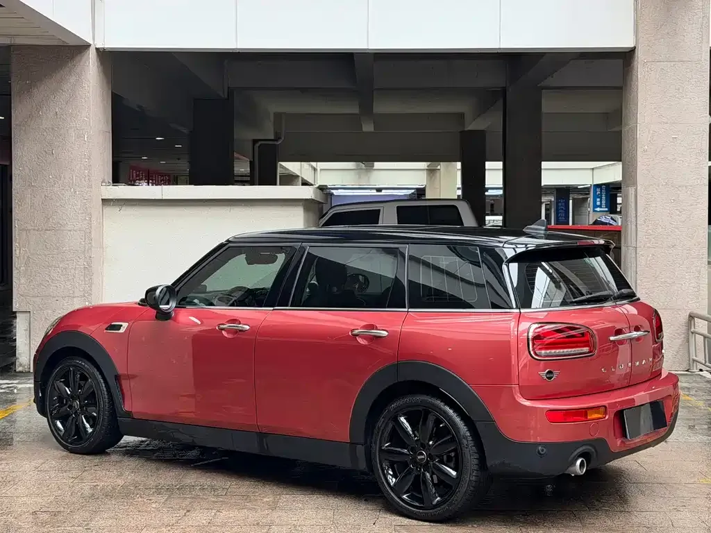 MINI Clubman — фото 3