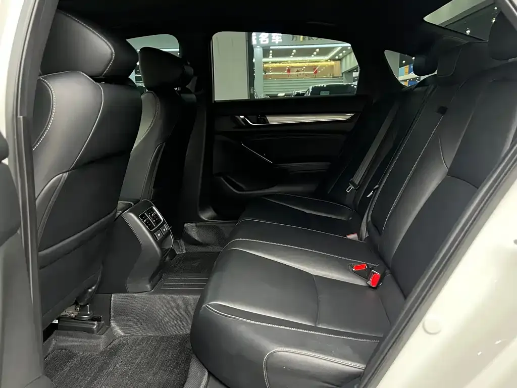 Honda Inspire 2022 из CN, фото 5