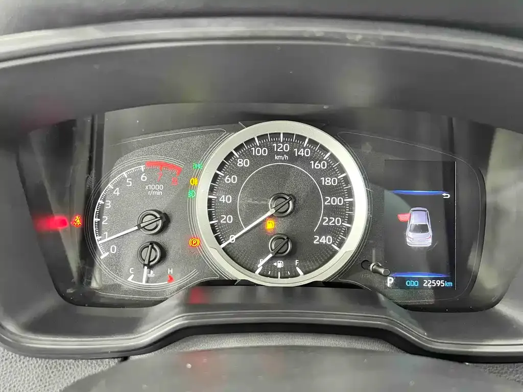Toyota Corolla 2023 из CN, фото 3