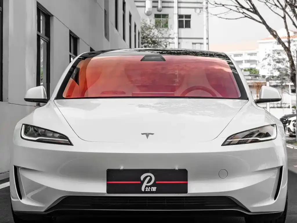 Tesla Model 3 — фото 6