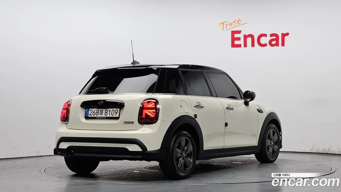Mini Cooper 2022 из KR, фото 10