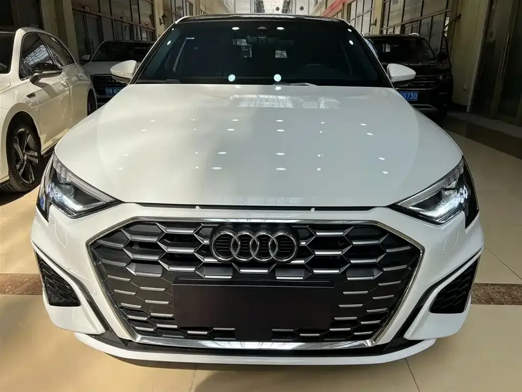 Audi A3 2023 из CN, фото 5