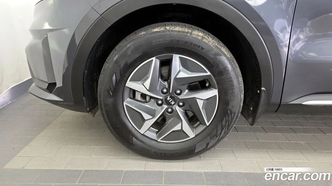 Kia Sorento — фото 5