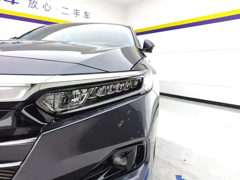 Honda Accord — фото 6