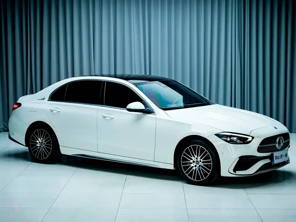 Mercedes-Benz C-Class — фото 10