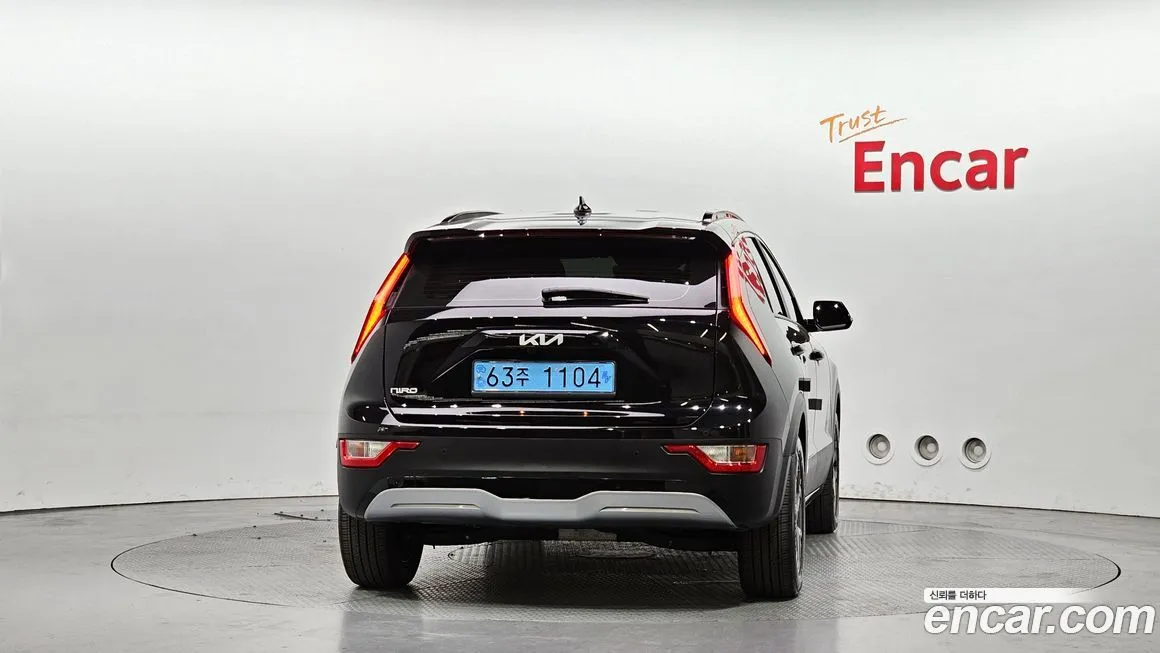 Kia Niro — фото 10
