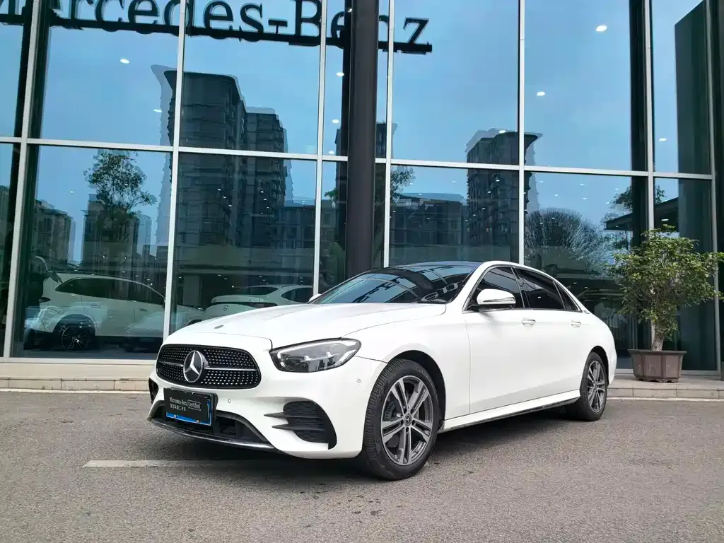 Mercedes-Benz E-Class 2022 из CN, фото 1