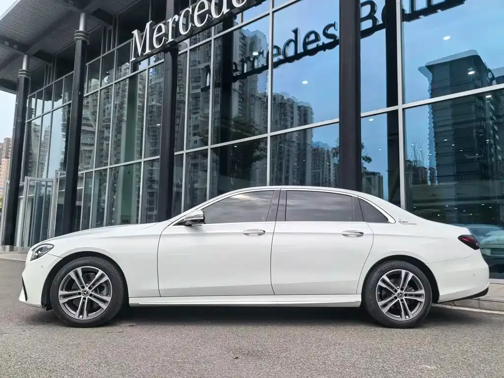 Mercedes-Benz E-Class 2022 из CN, фото 3