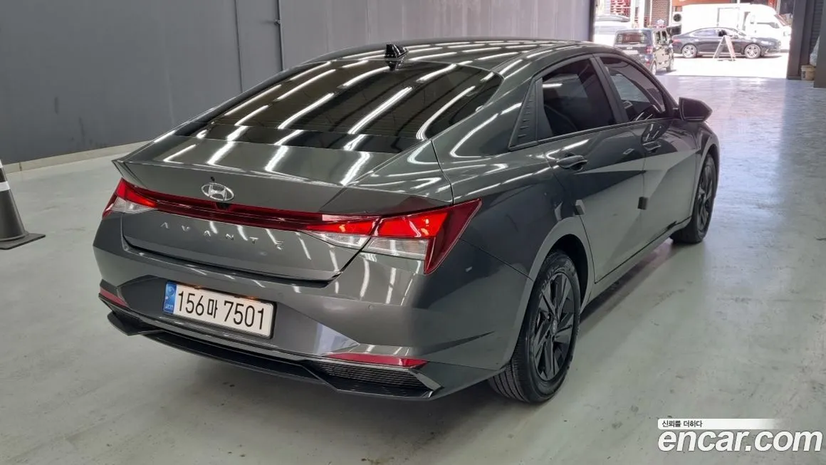 Hyundai AVANTE — фото 5