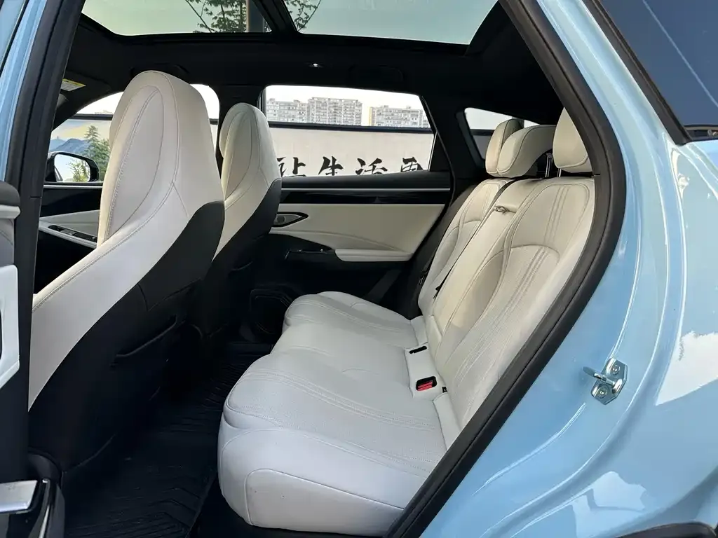 Geely Galaxy L7 2023 из CN, фото 4
