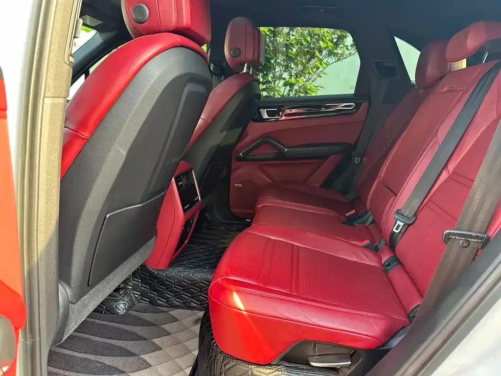Porsche Cayenne Hybrid 2021 из CN, фото 4