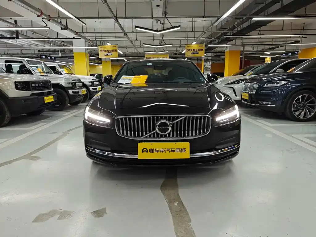 Volvo S90 2022 из CN, фото 1