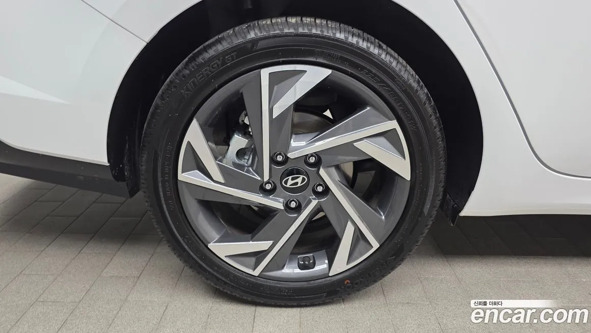 Hyundai AVANTE — фото 7