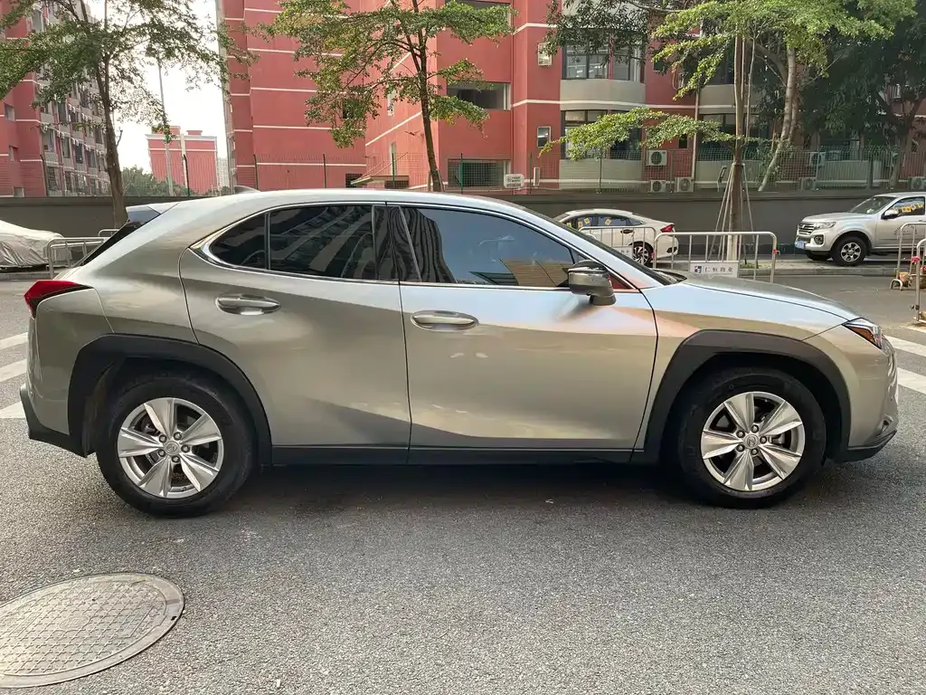 Lexus UX 2022 из CN, фото 10