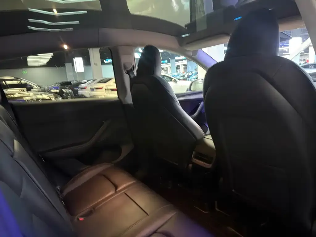 Tesla Model Y 2022 из CN, фото 3