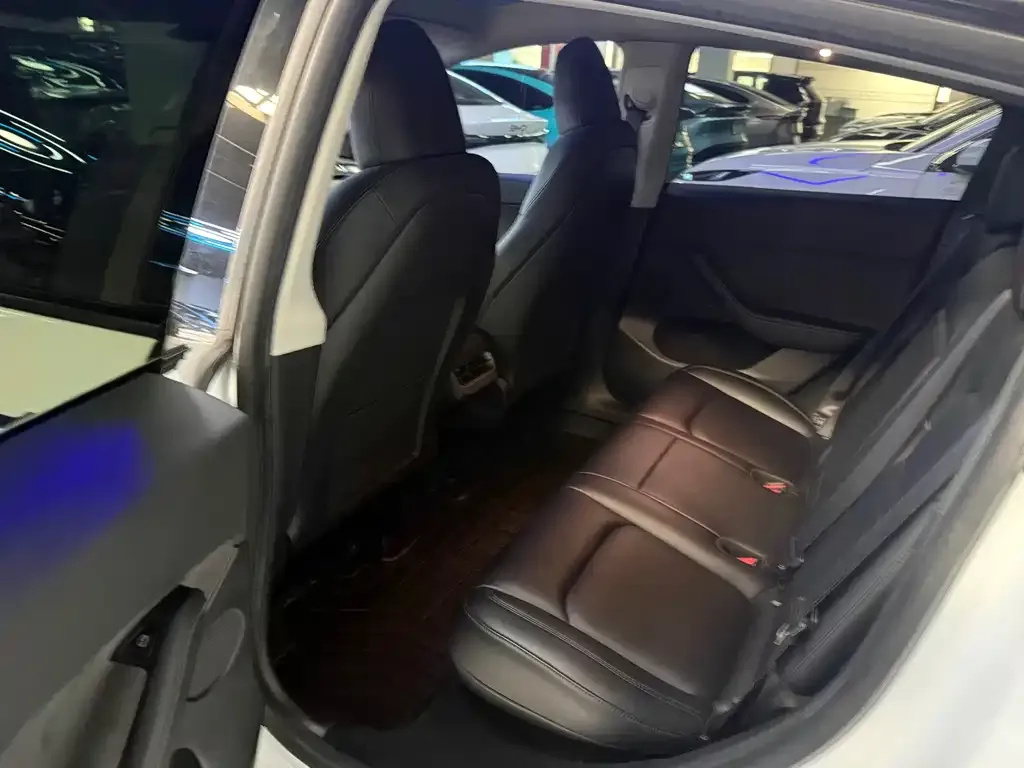 Tesla Model Y 2022 из CN, фото 2