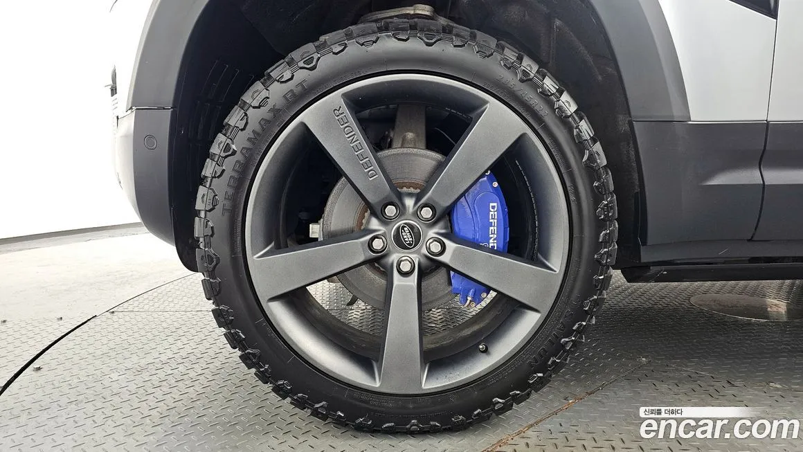 Land Rover Defender 2022 из KR, фото 6