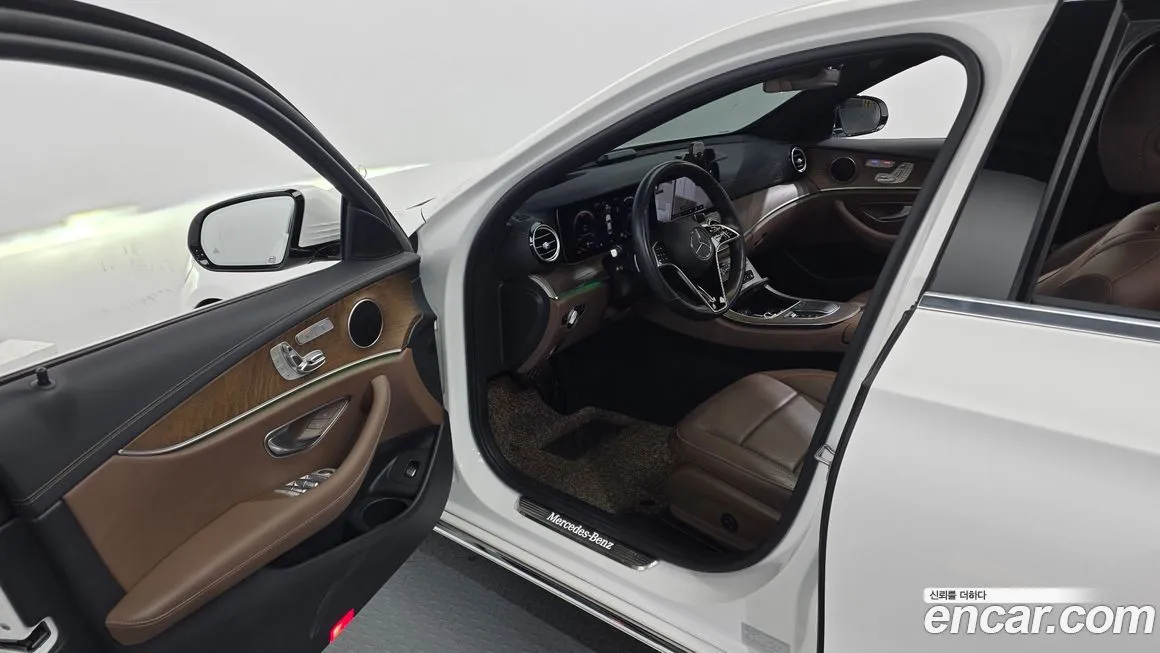 Mercedes-Benz E-Class 2021 из KR, фото 4