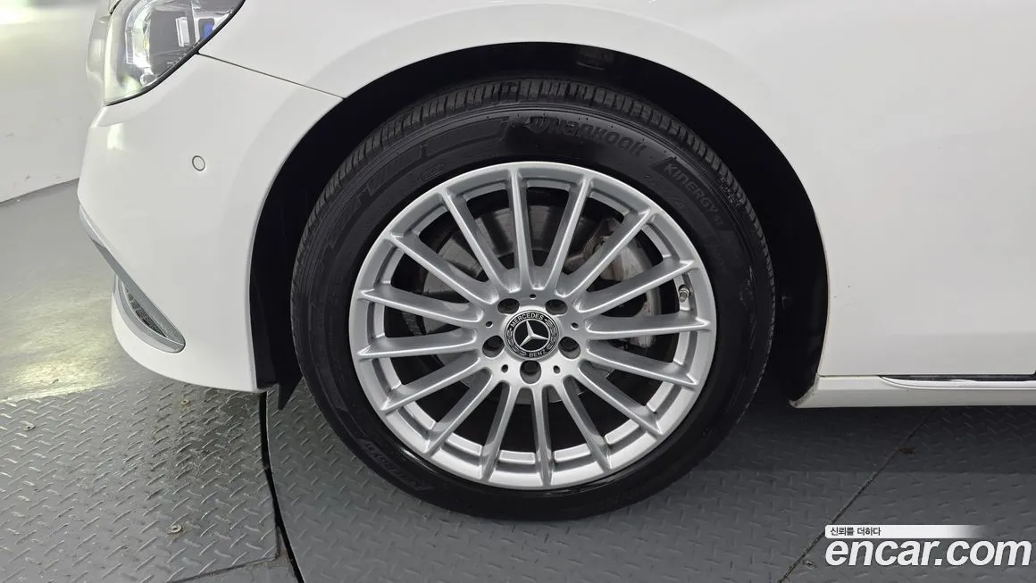 Mercedes-Benz E-Class 2021 из KR, фото 7