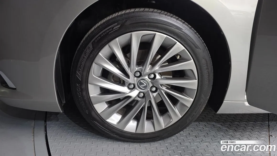 Lexus ES 2021 из KR, фото 6