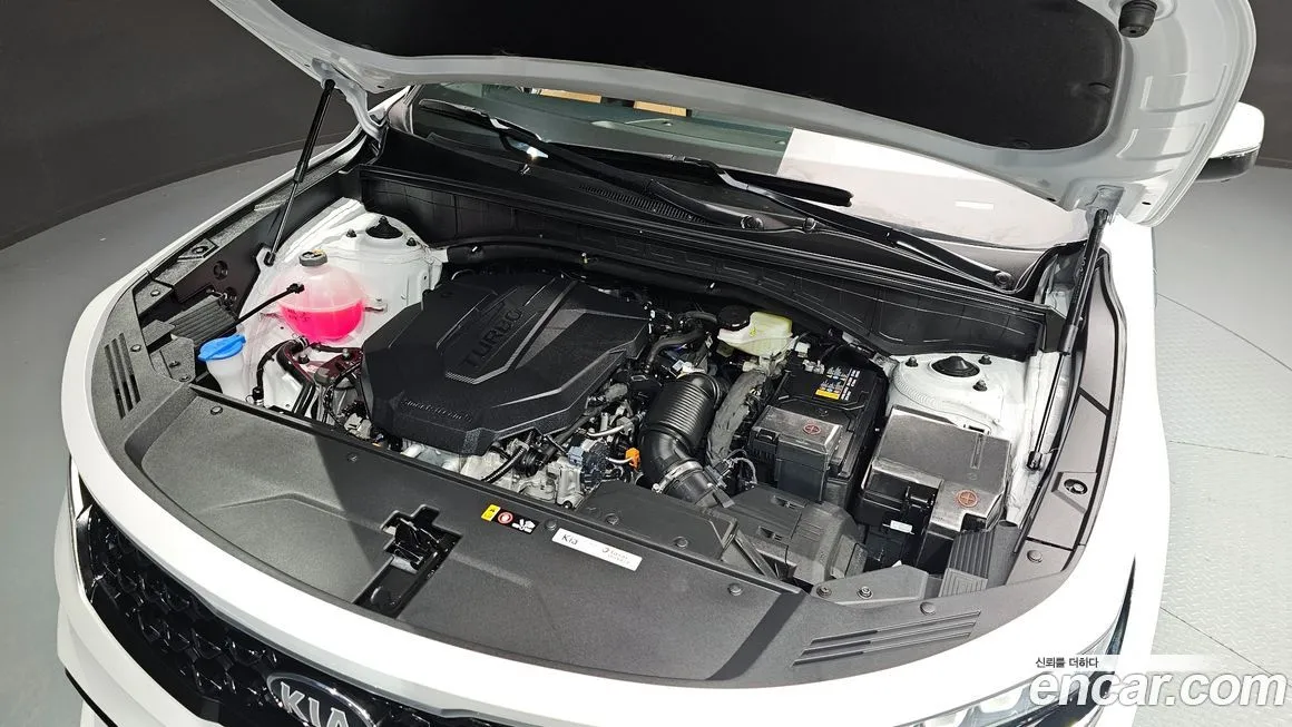Kia Sorento — фото 9
