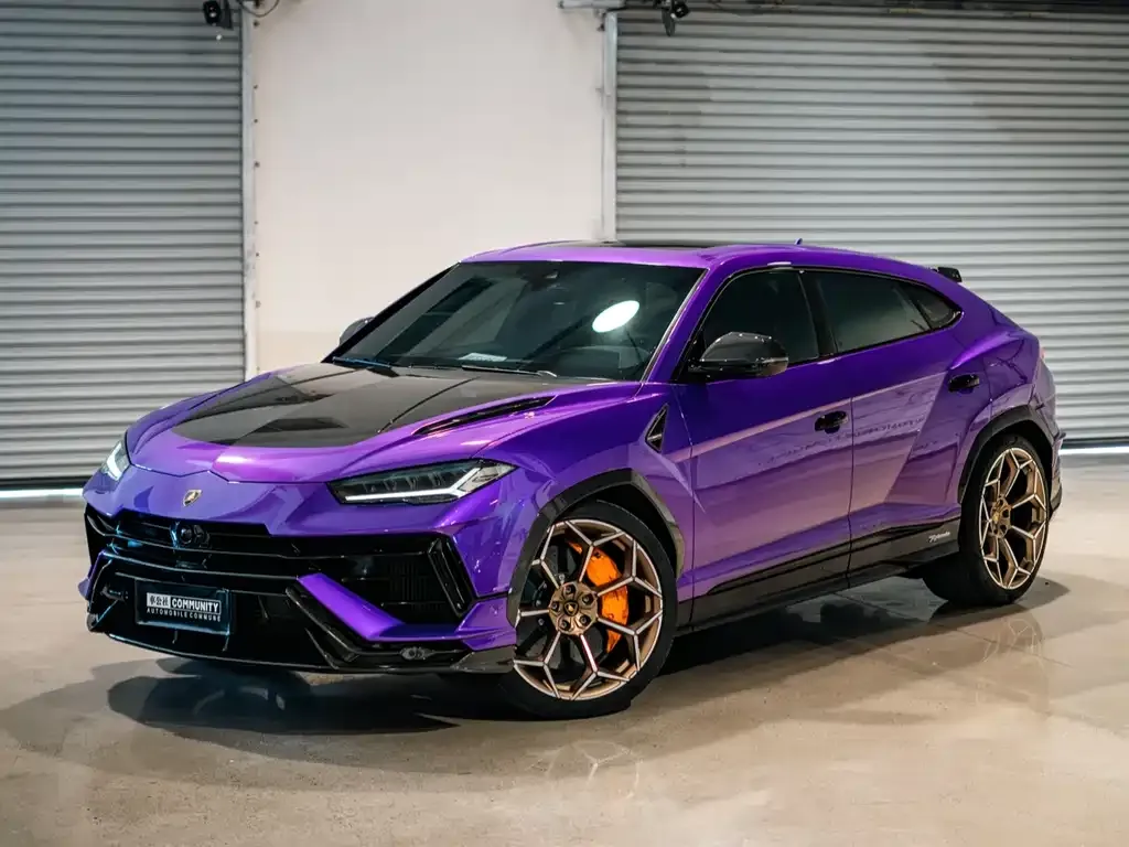 Lamborghini Urus — фото 1