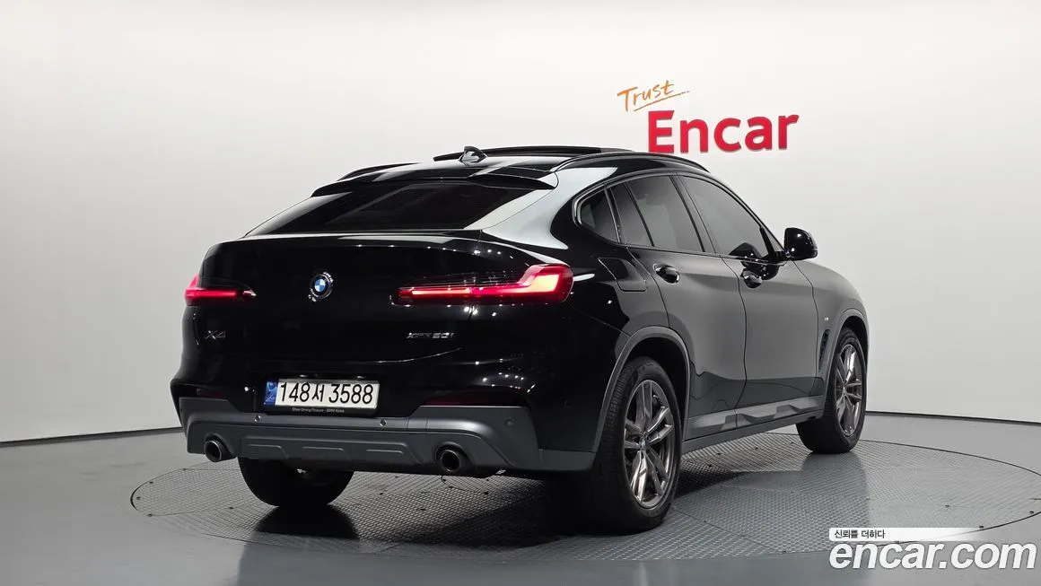BMW X4 — фото 4