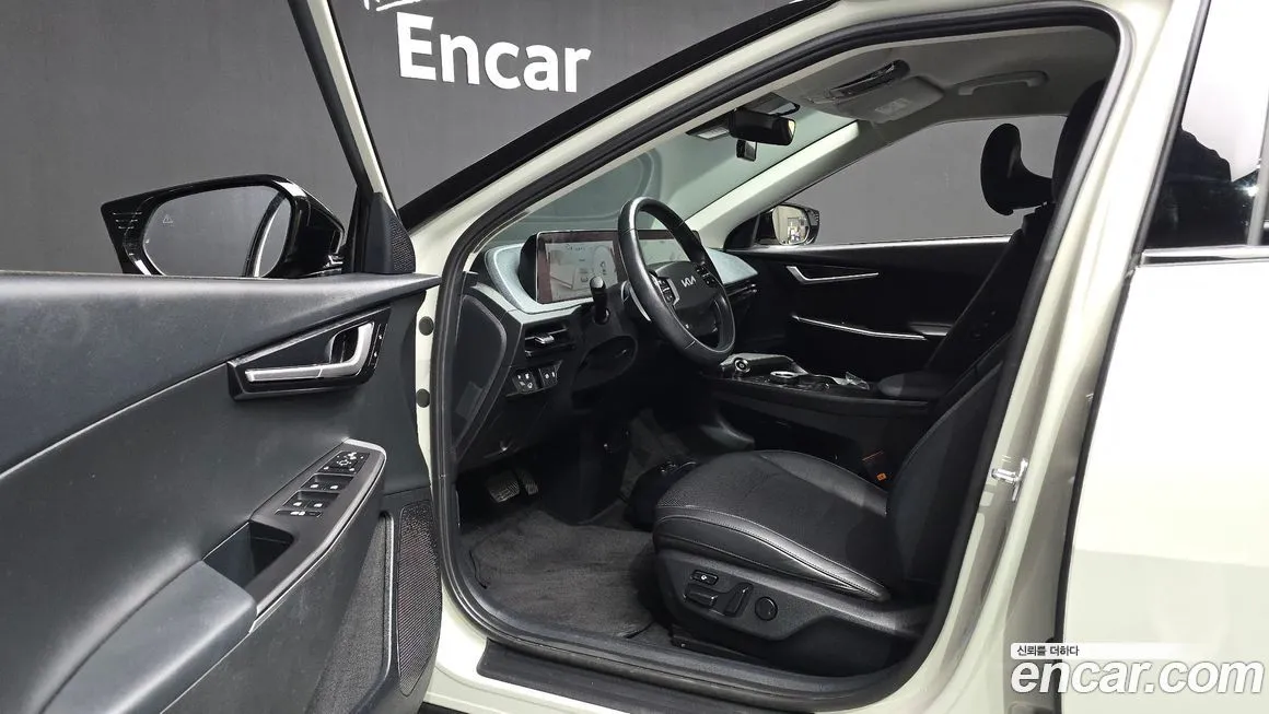 Kia EV6 2023 из KR, фото 4