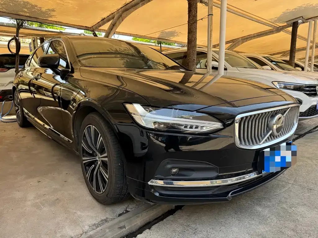 Volvo S90 — фото 4