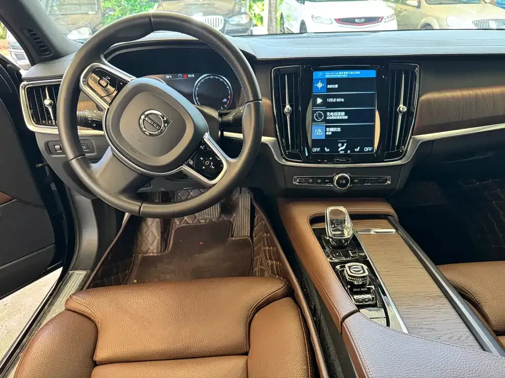 Volvo S90 — фото 7