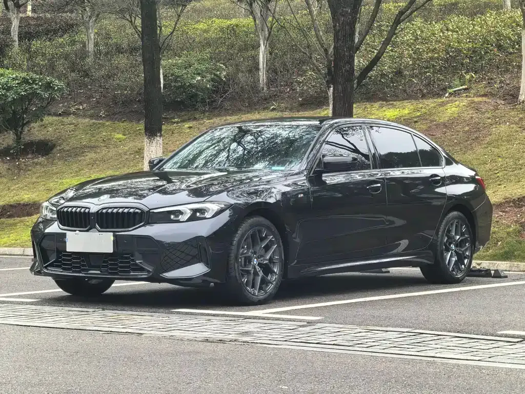 BMW 3 Series 2026 из CN, фото 1
