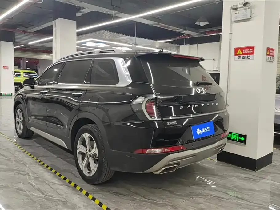 Hyundai Santa Fe 2023 из CN, фото 4