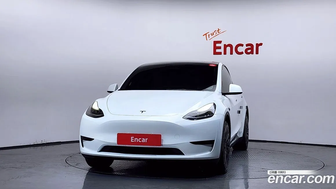 Tesla Model Y — фото 4