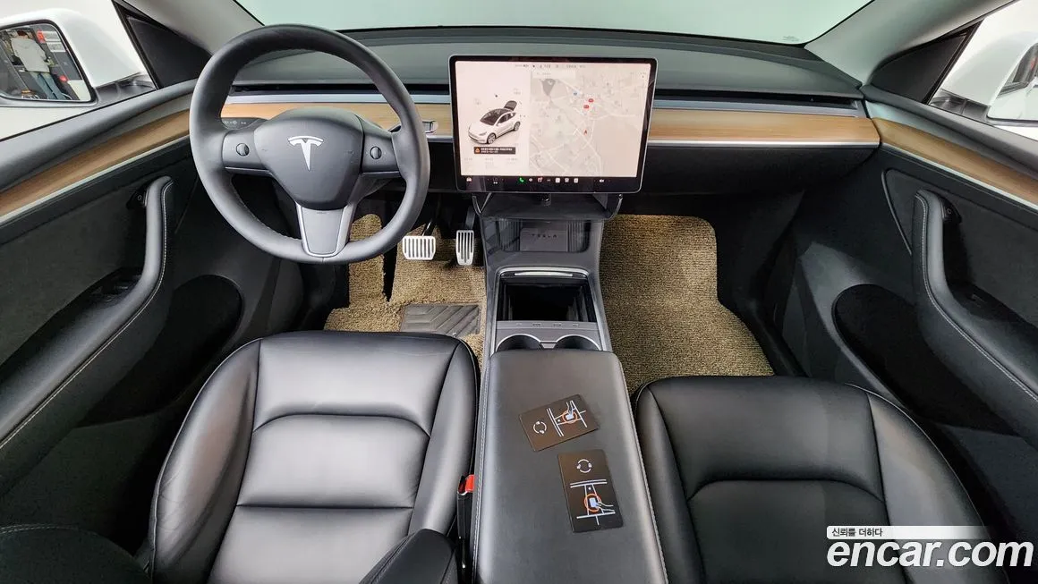 Tesla Model Y — фото 9